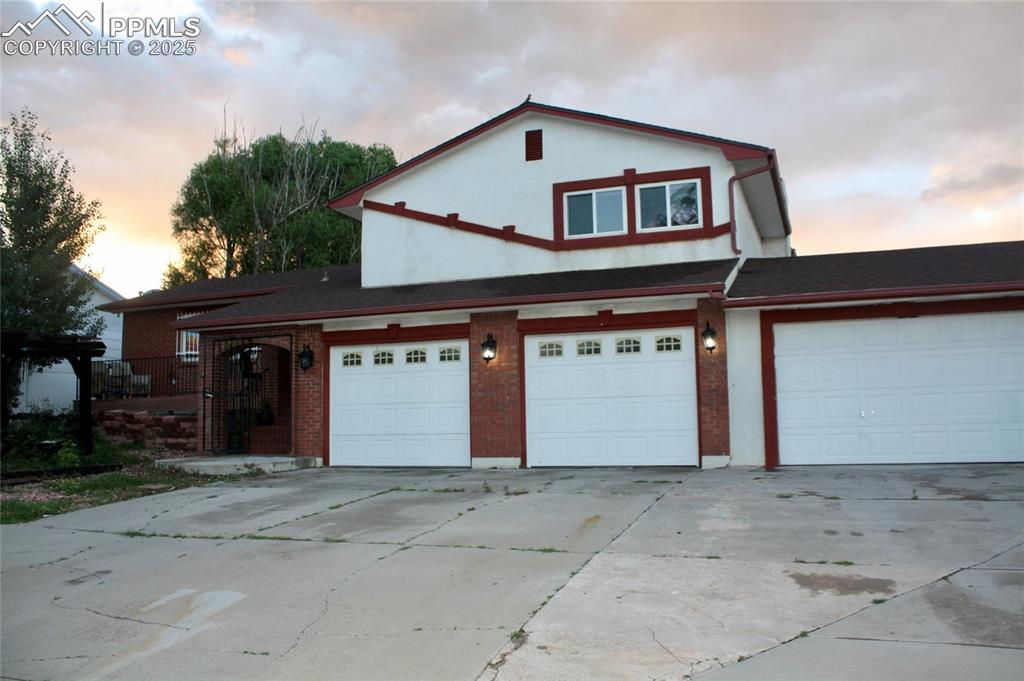 7670 Sunny View Lane Colorado Springs CO 80911