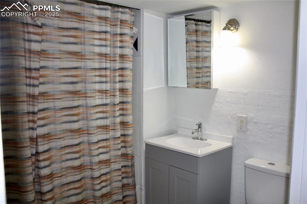 7670 Sunny View Lane Colorado Springs CO 80911