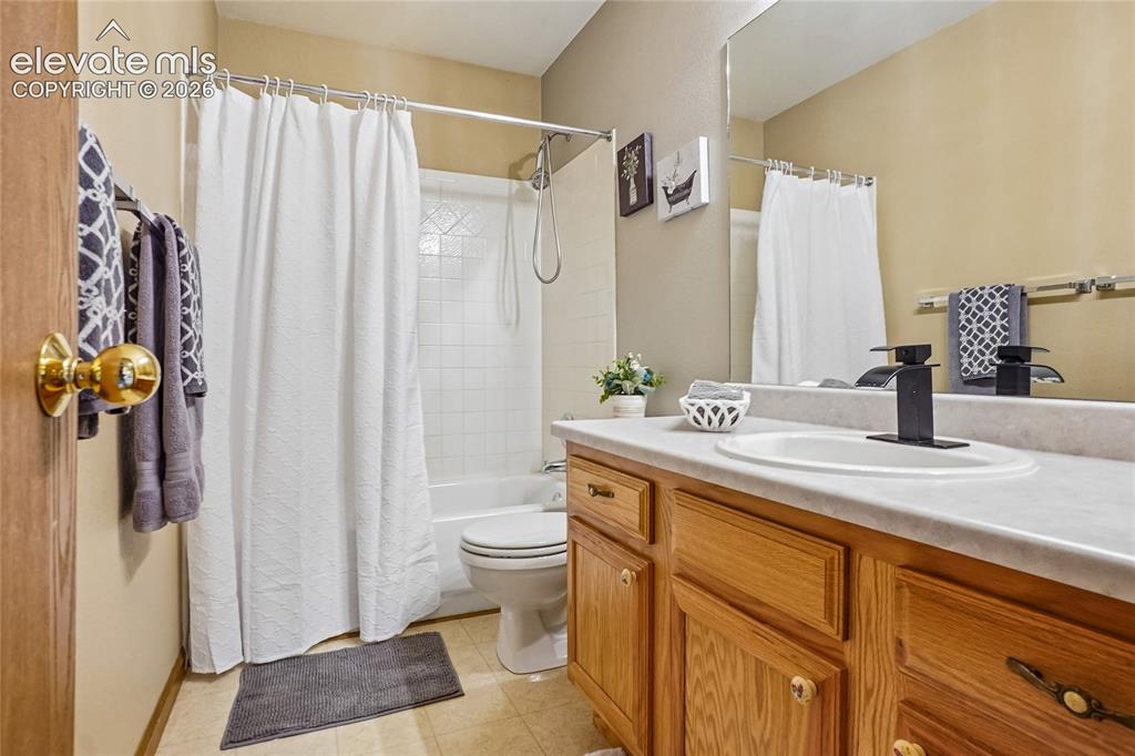 844 Foxwood Drive Colorado Springs CO 80911