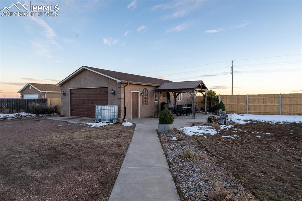 758 E Woodleaf Drive Pueblo CO 81007