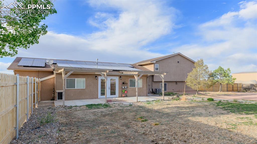 758 E Woodleaf Drive Pueblo CO 81007