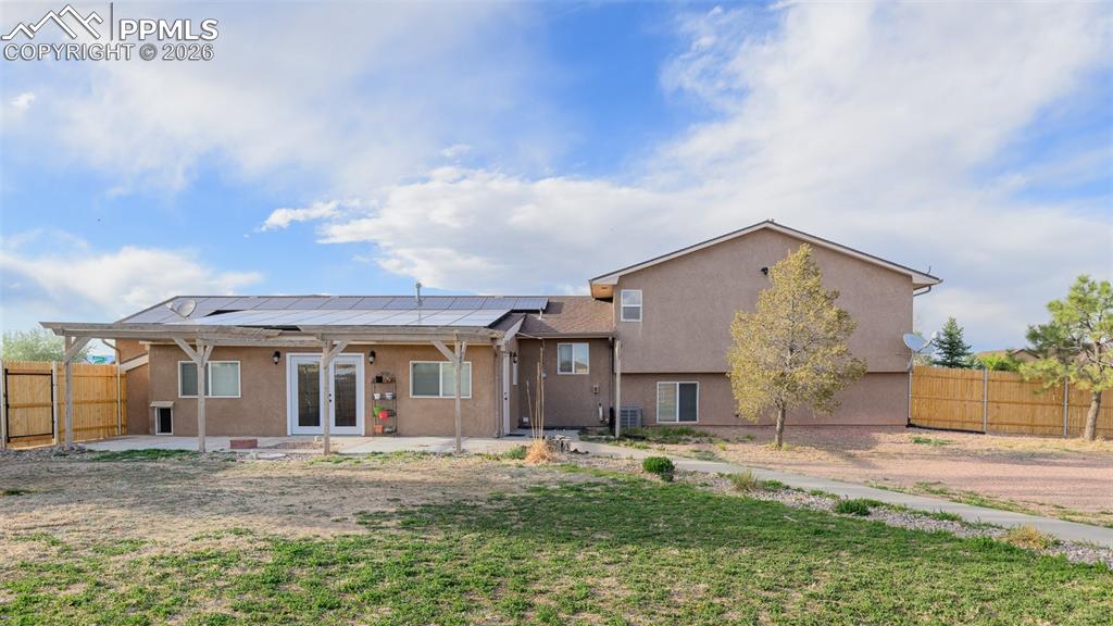 758 E Woodleaf Drive Pueblo CO 81007