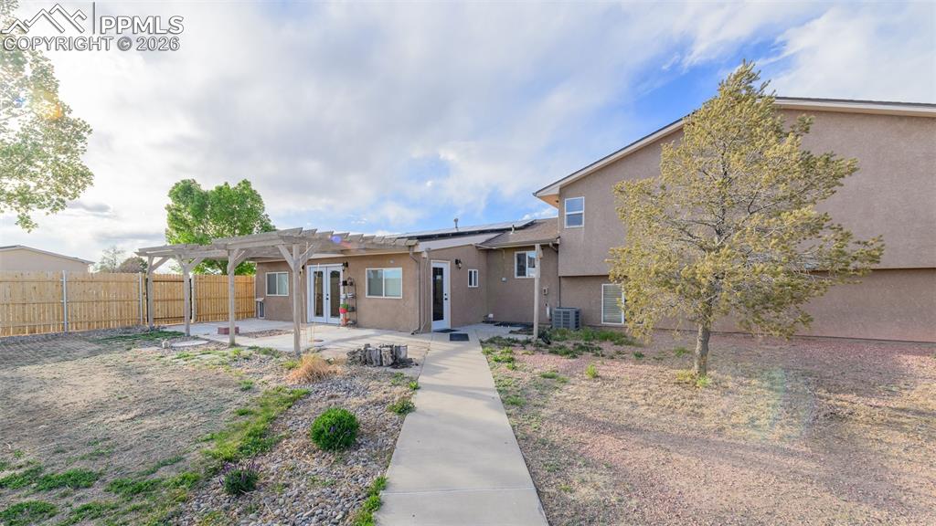 758 E Woodleaf Drive Pueblo CO 81007