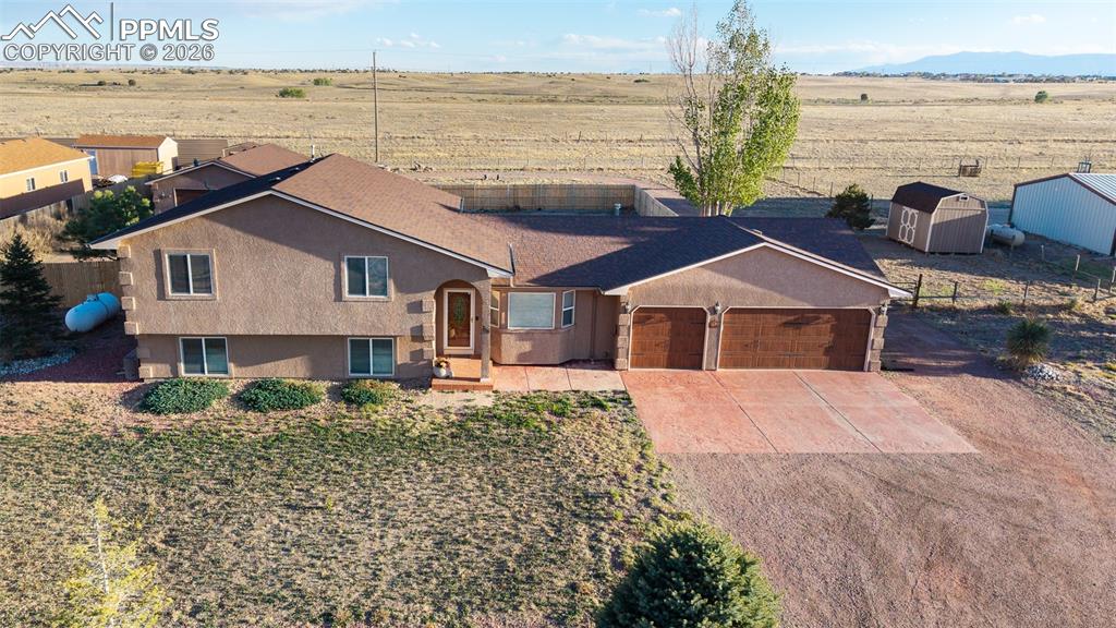 758 E Woodleaf Drive Pueblo CO 81007