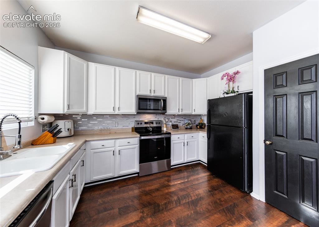 2214 Cowhand Place Pueblo CO 81008