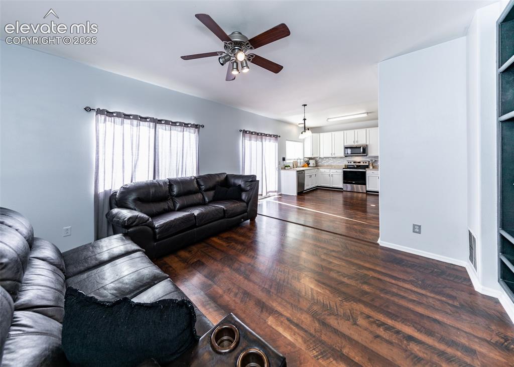 2214 Cowhand Place Pueblo CO 81008