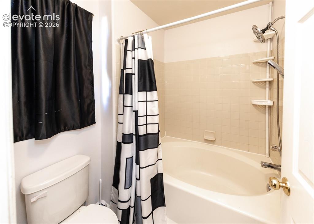 2214 Cowhand Place Pueblo CO 81008