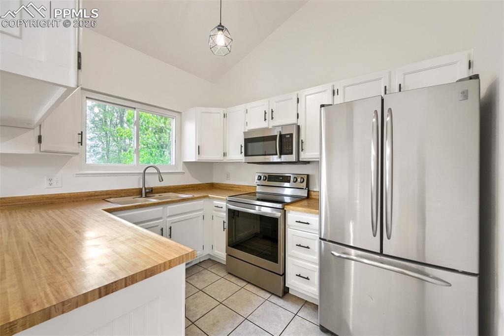 8430 Sweetgum Terrace Colorado Springs CO 80920