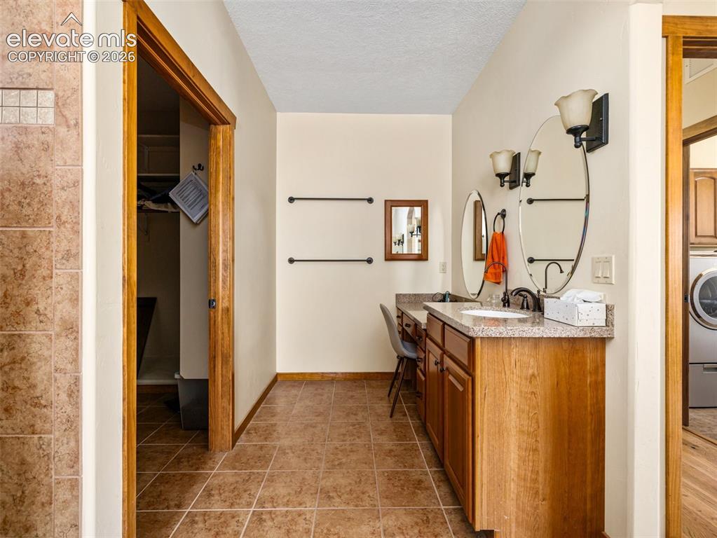 542 E Abeyta Drive Pueblo CO 81007
