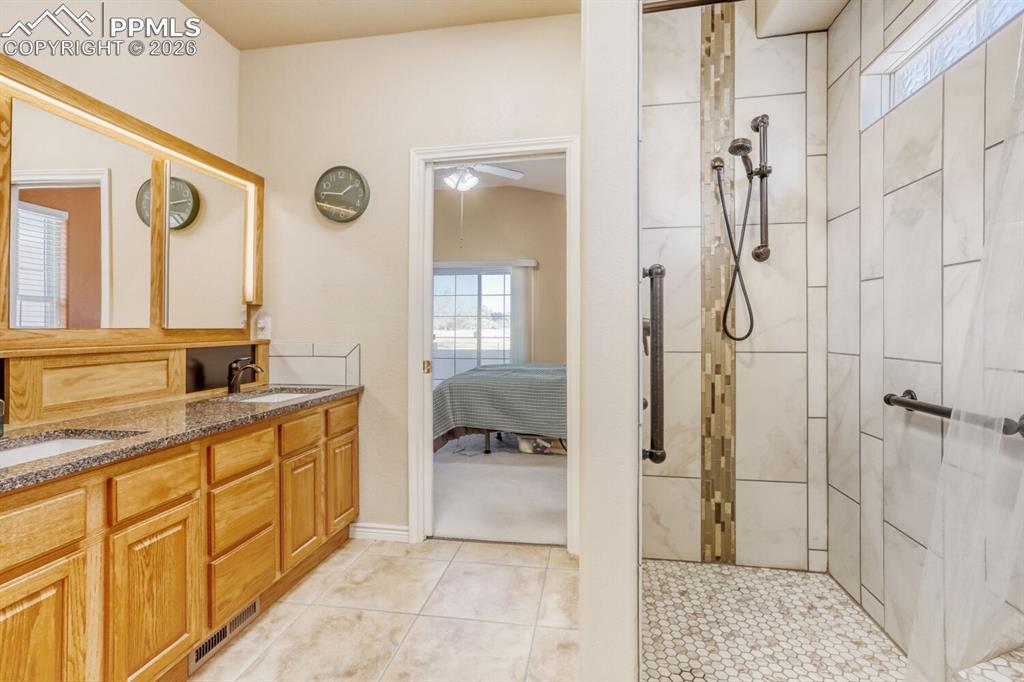 927 Champion Circle Longmont CO 80503
