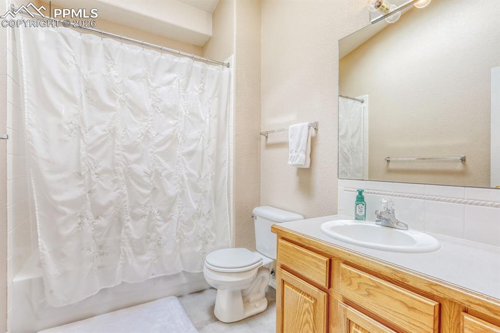 927 Champion Circle Longmont CO 80503