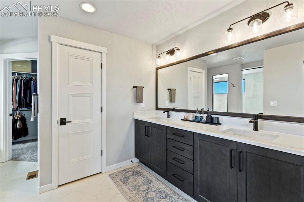 9912 Bison Valley Trail Colorado Springs CO 80908