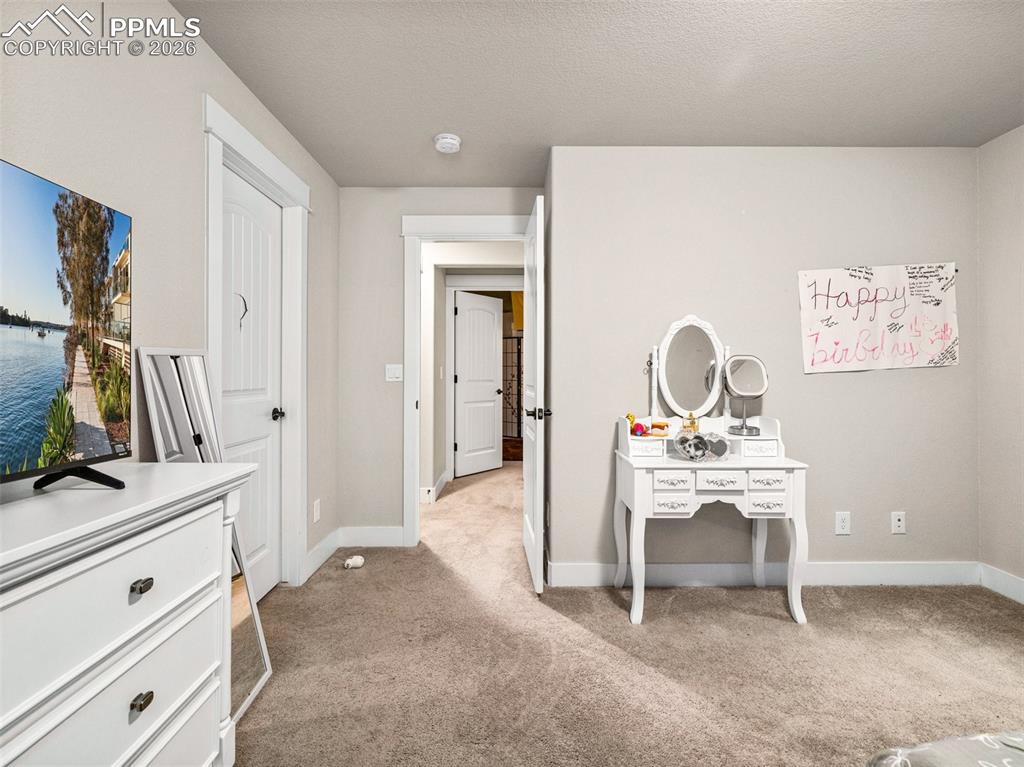 6043 Nash Drive Colorado Springs CO 80925