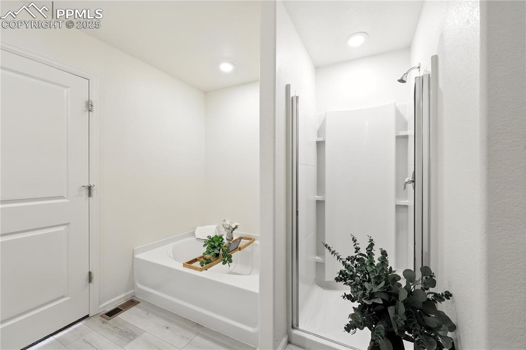 9723 Borderpine Way Colorado Springs CO 80925