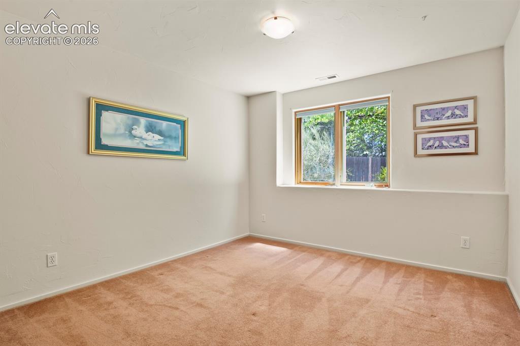 887 Oxford Lane Colorado Springs CO 80905