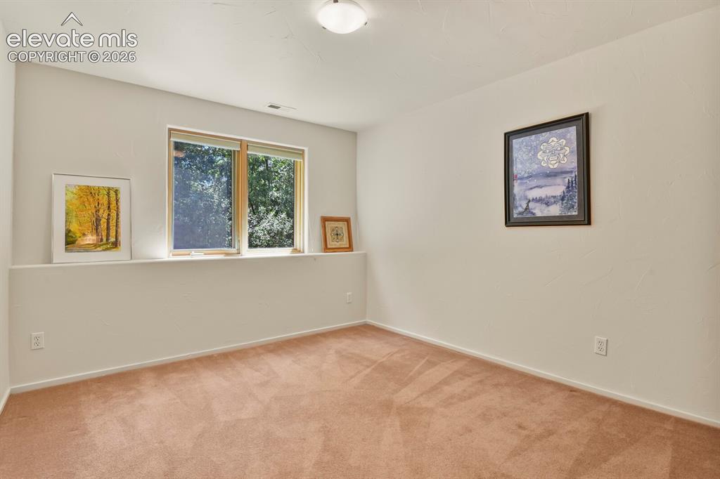 887 Oxford Lane Colorado Springs CO 80905