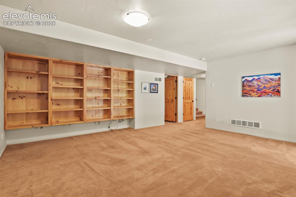 887 Oxford Lane Colorado Springs CO 80905