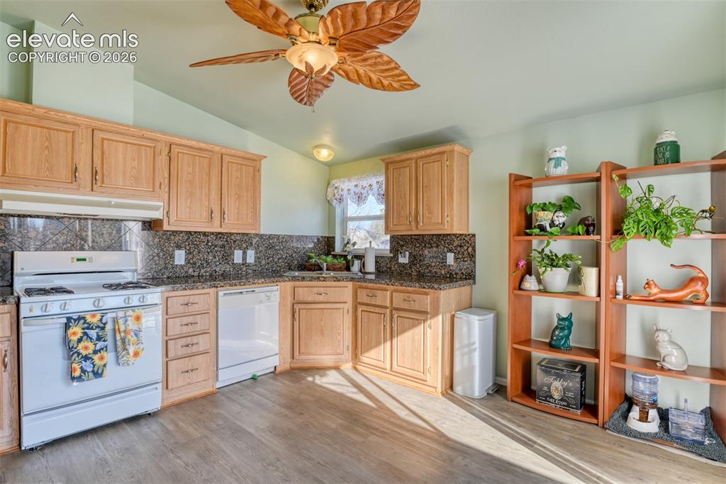 4661 Gray Fox Heights Colorado Springs CO 80922