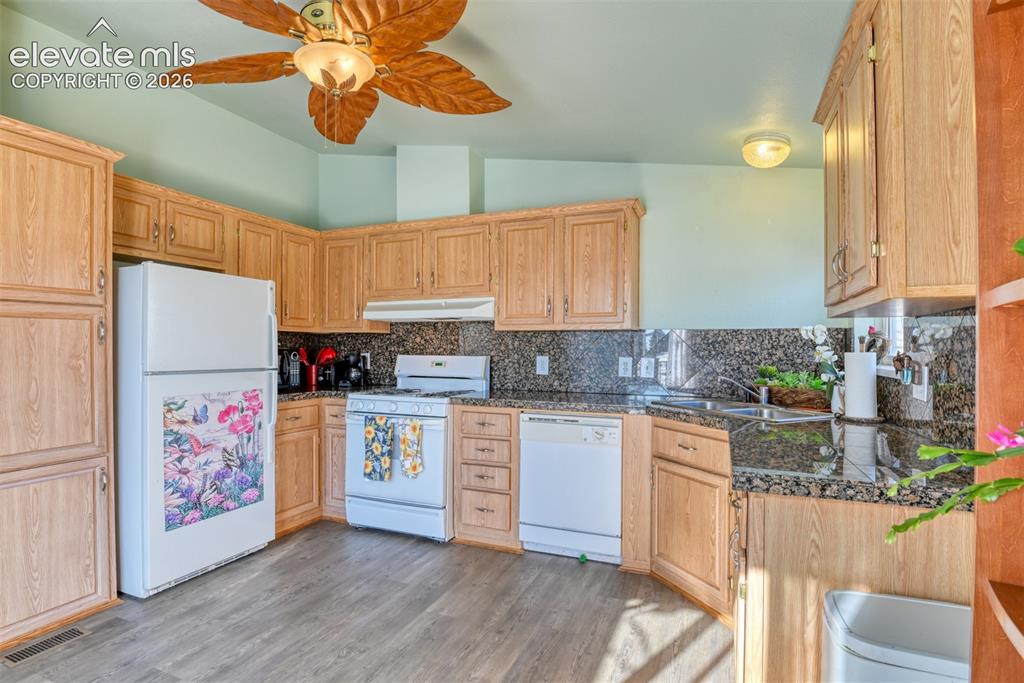 4661 Gray Fox Heights Colorado Springs CO 80922