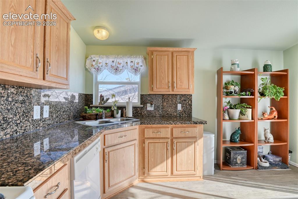 4661 Gray Fox Heights Colorado Springs CO 80922