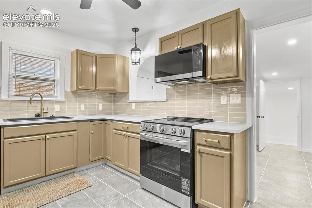 1017 E Evans Avenue Pueblo CO 81004