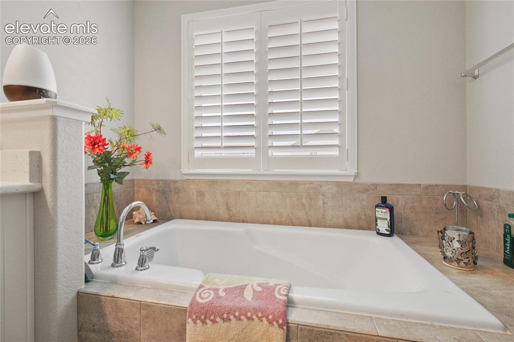 6087 Meadowbank Lane Colorado Springs CO 80925
