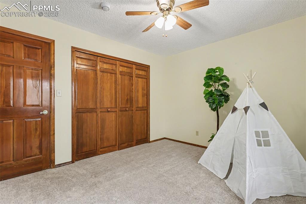 1060 Pleasant View Lane Colorado Springs CO 80921