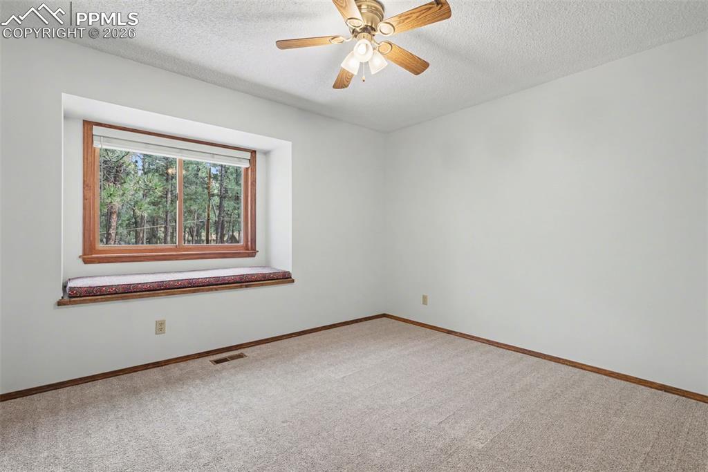 1060 Pleasant View Lane Colorado Springs CO 80921