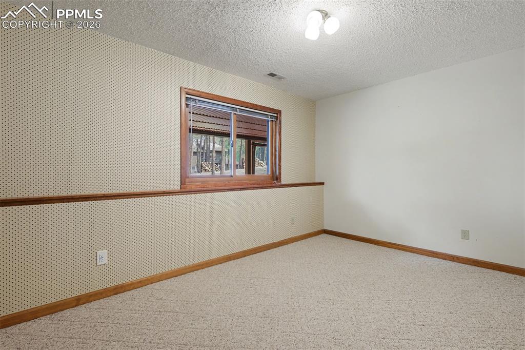 1060 Pleasant View Lane Colorado Springs CO 80921