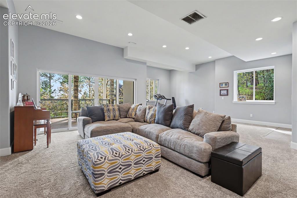 21 Leaming Road Colorado Springs CO 80906