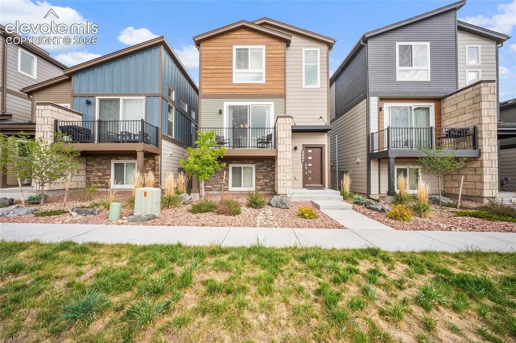 2402 Pony Club Lane Colorado Springs CO 80922