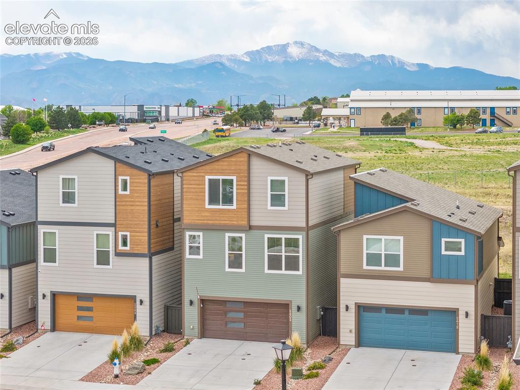 2402 Pony Club Lane Colorado Springs CO 80922