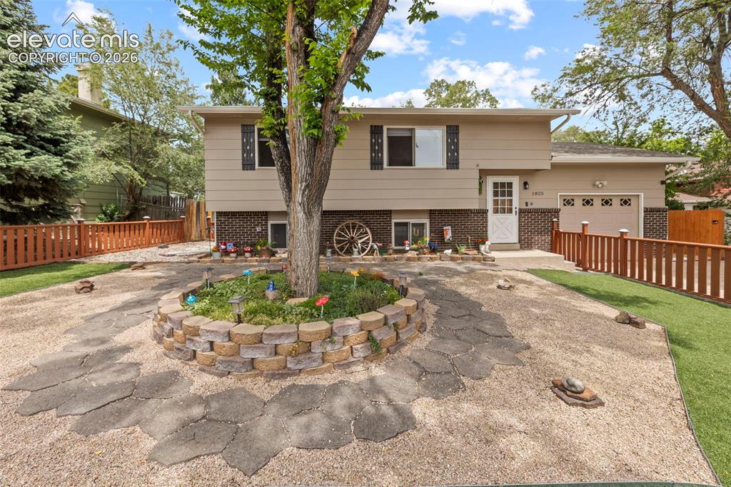 1825 Winnebago Road Colorado Springs CO 80915
