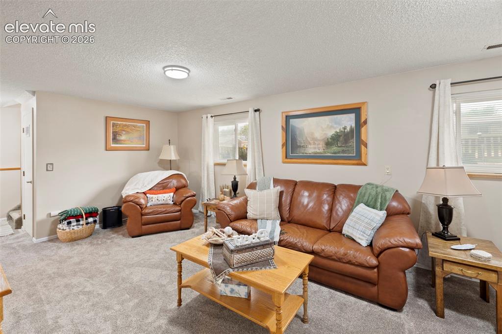 1825 Winnebago Road Colorado Springs CO 80915