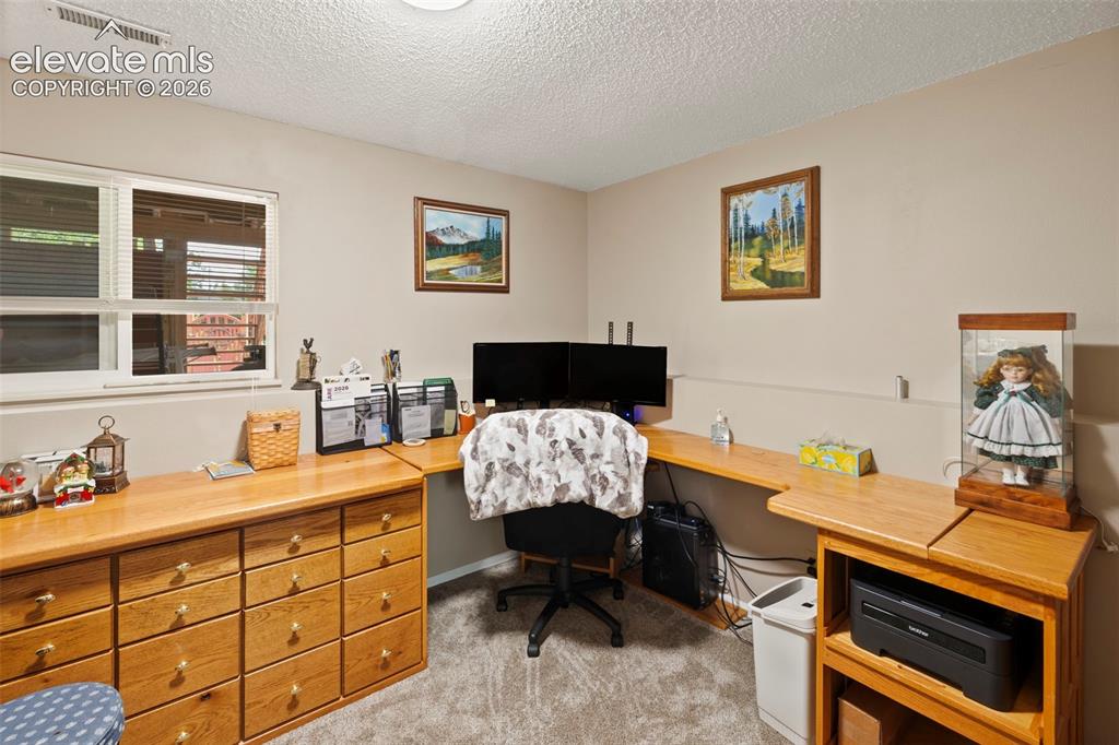 1825 Winnebago Road Colorado Springs CO 80915
