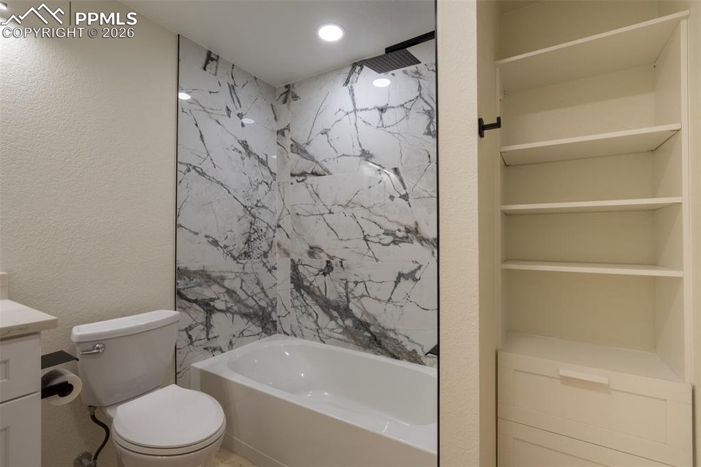6735 W 2nd Avenue Lakewood CO 80226