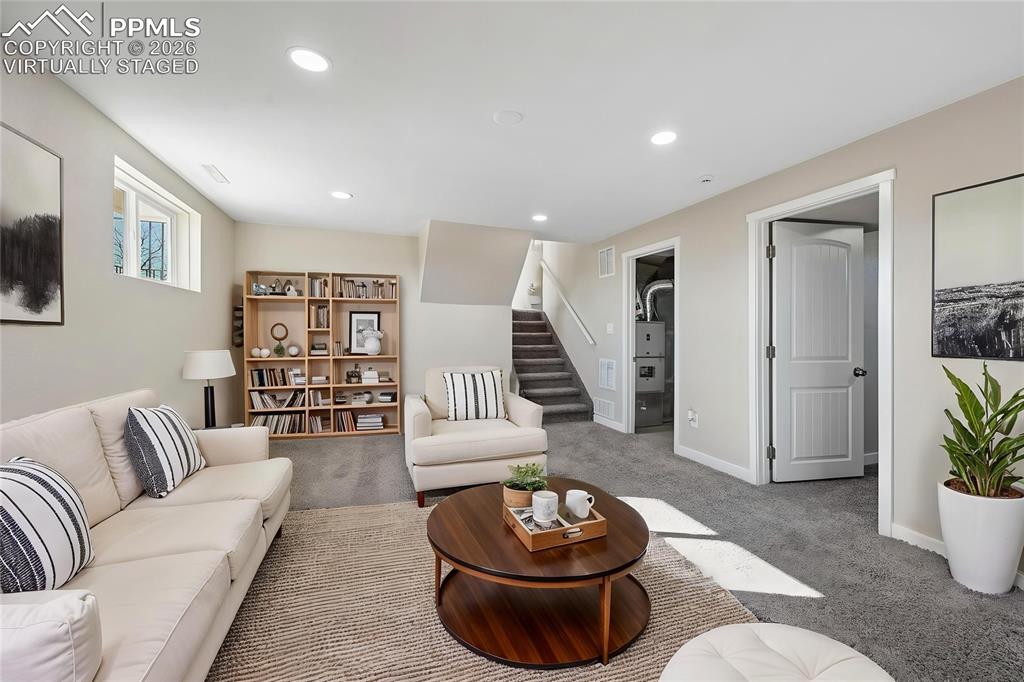 5255 Omega Way Colorado Springs CO 80917