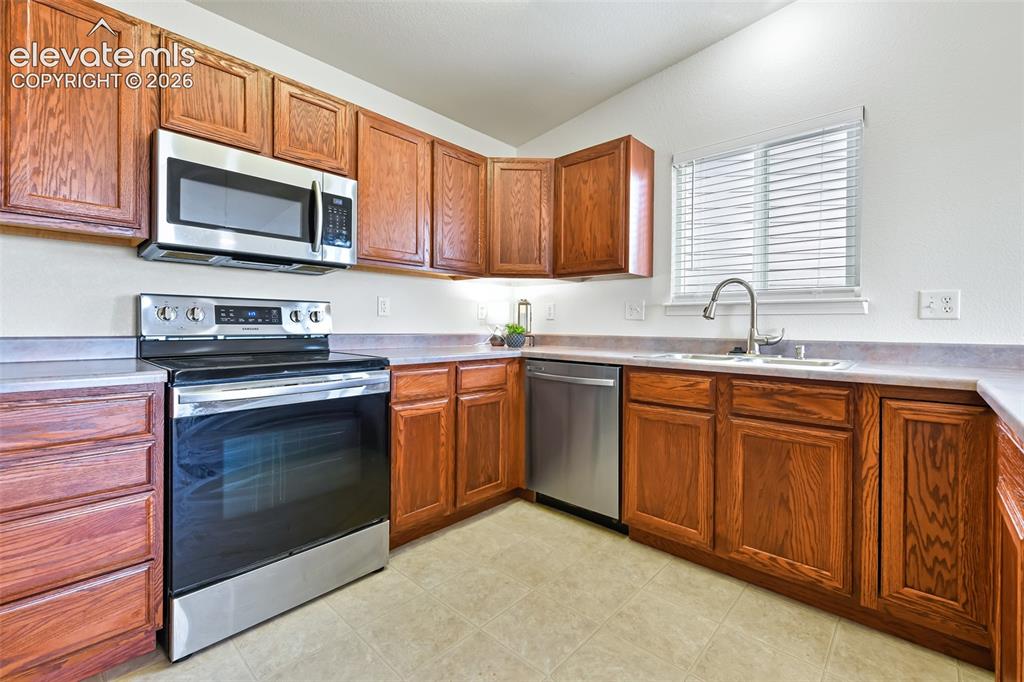 7143 Dove Valley Place Colorado Springs CO 80925