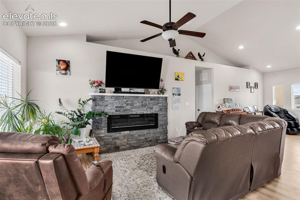 1673 N Calle Rosa Drive Pueblo West CO 81007