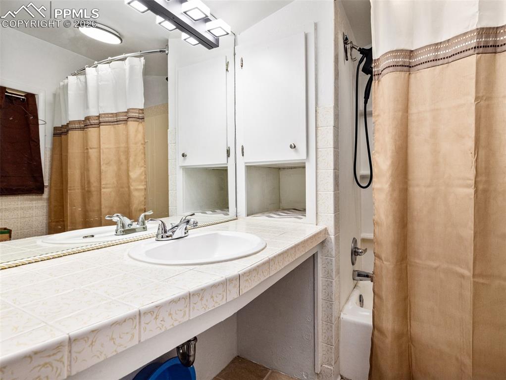 501 E 6th Street La Junta CO 81050