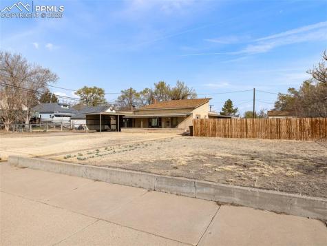 501 E 6th Street La Junta CO 81050