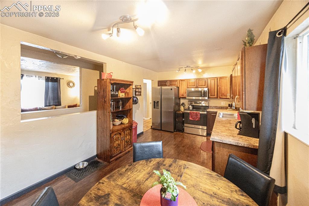 1220 Hartford Street Colorado Springs CO 80806