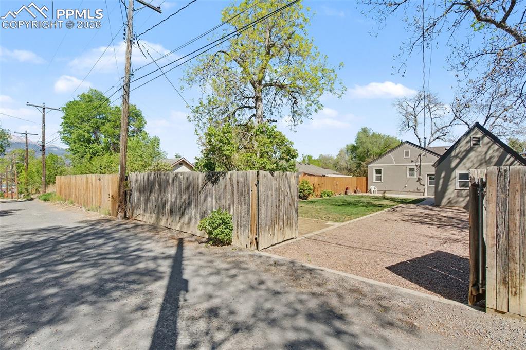 1015 E Moreno Avenue Colorado Springs CO 80903