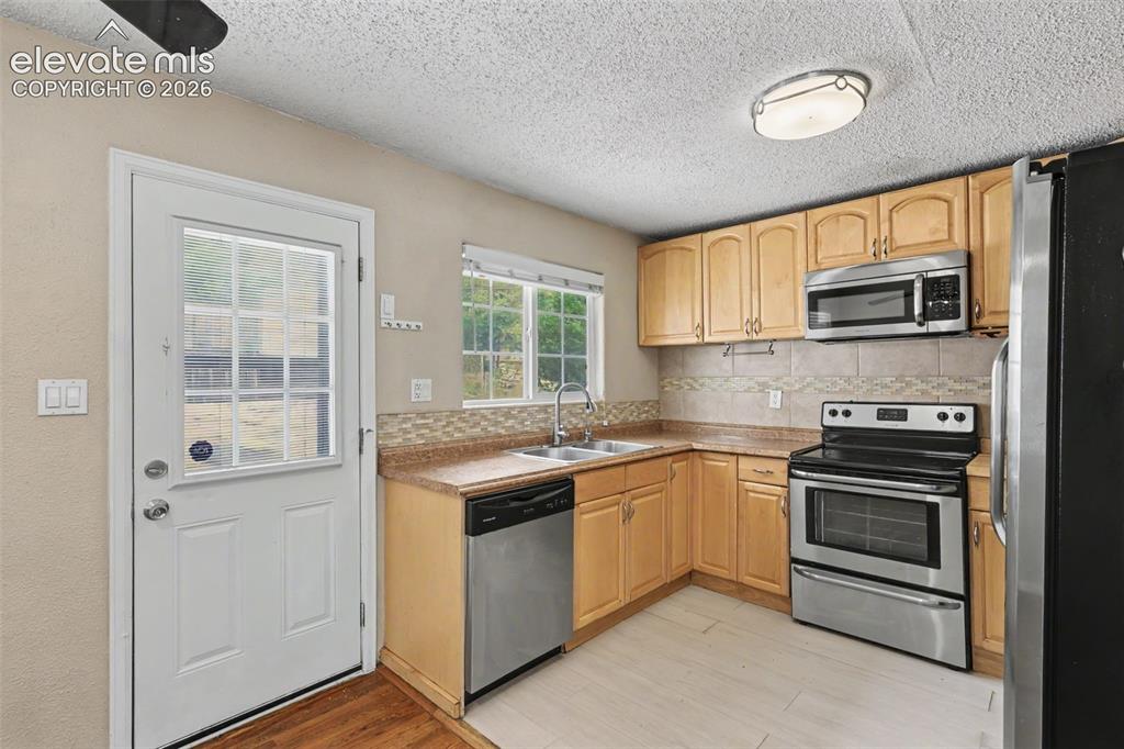 105 Linden Drive Colorado Springs CO 80911