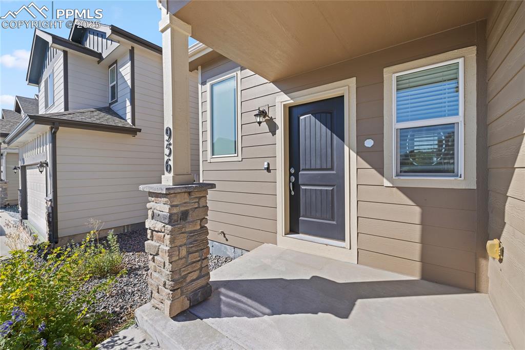 956 Bidwell Drive Colorado Springs CO 80915