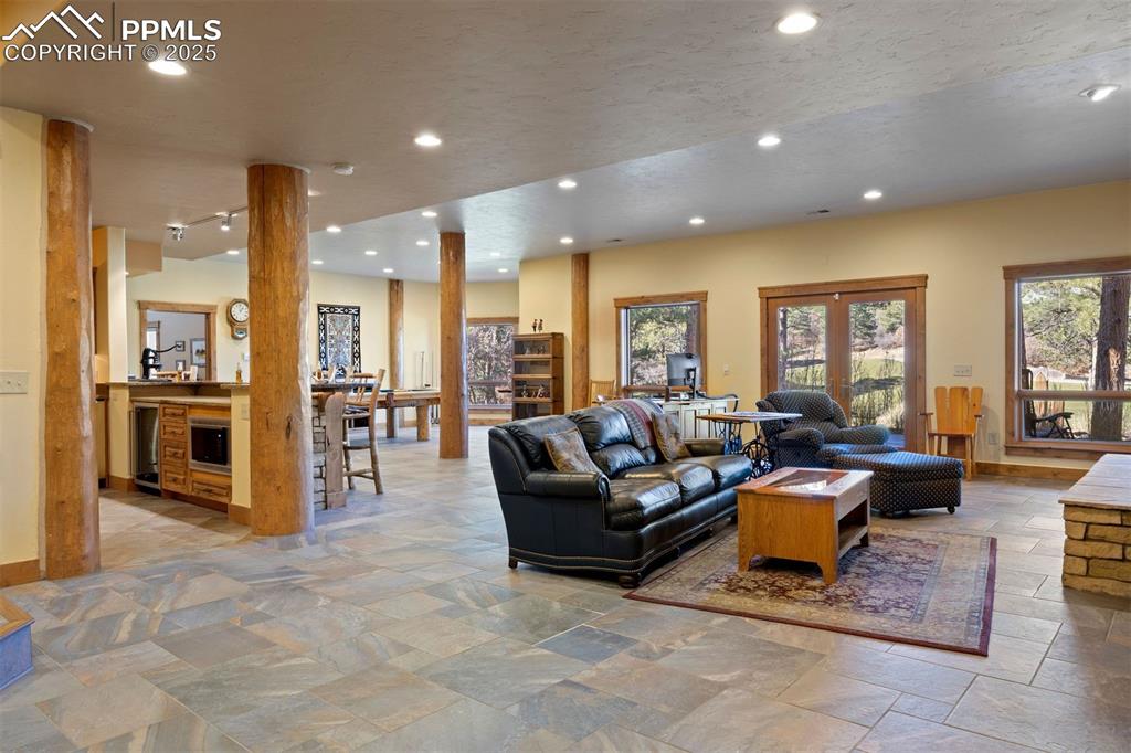 6833 Yampa Drive Larkspur CO 80118