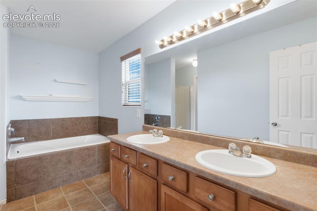 3802 Tahoe Forest Lane Colorado Springs CO 80925