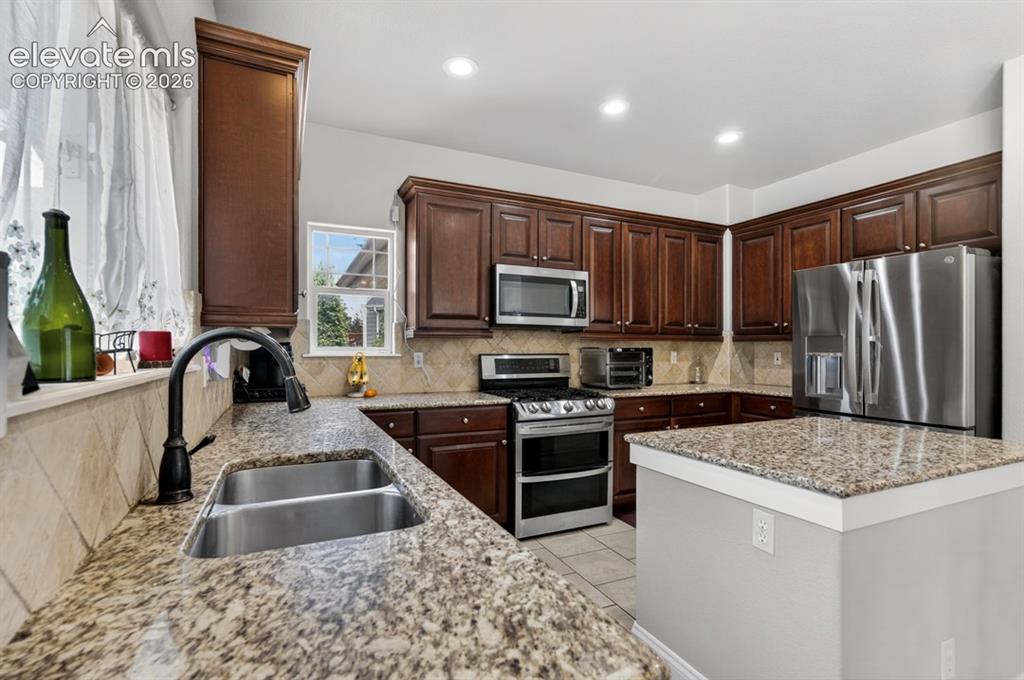 6660 Big Leaf Lane Colorado Springs CO 80927