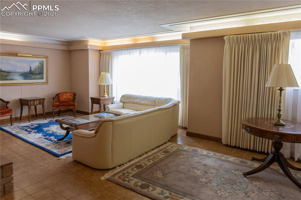 77 Circle Drive La Junta CO 81050
