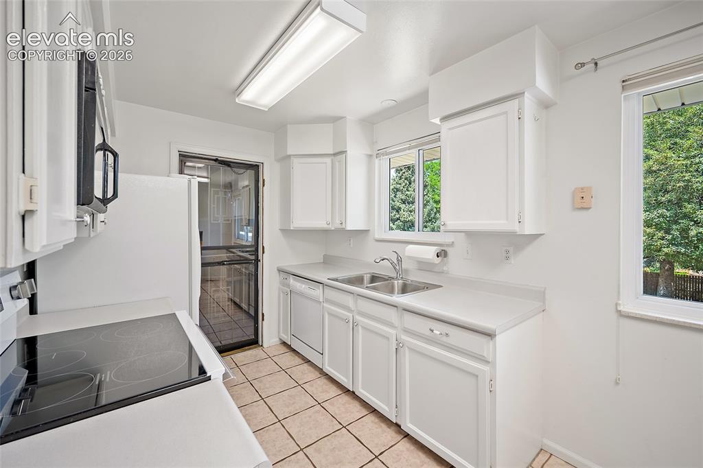 4695 W Stanford Avenue Denver CO 80236